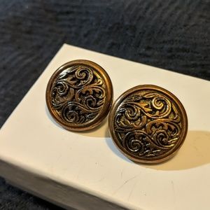 ✨ 5 for $25 ✨ Clip On Earrings